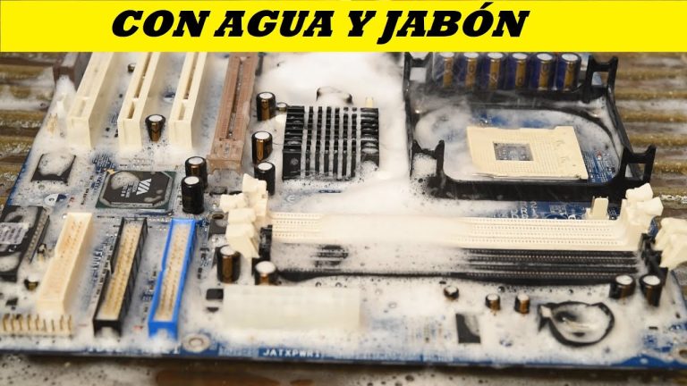 Con que limpiar una tarjeta electronica
